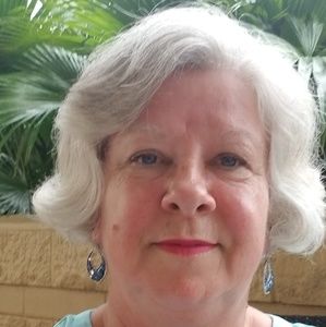 Meet your Posher, Leslie